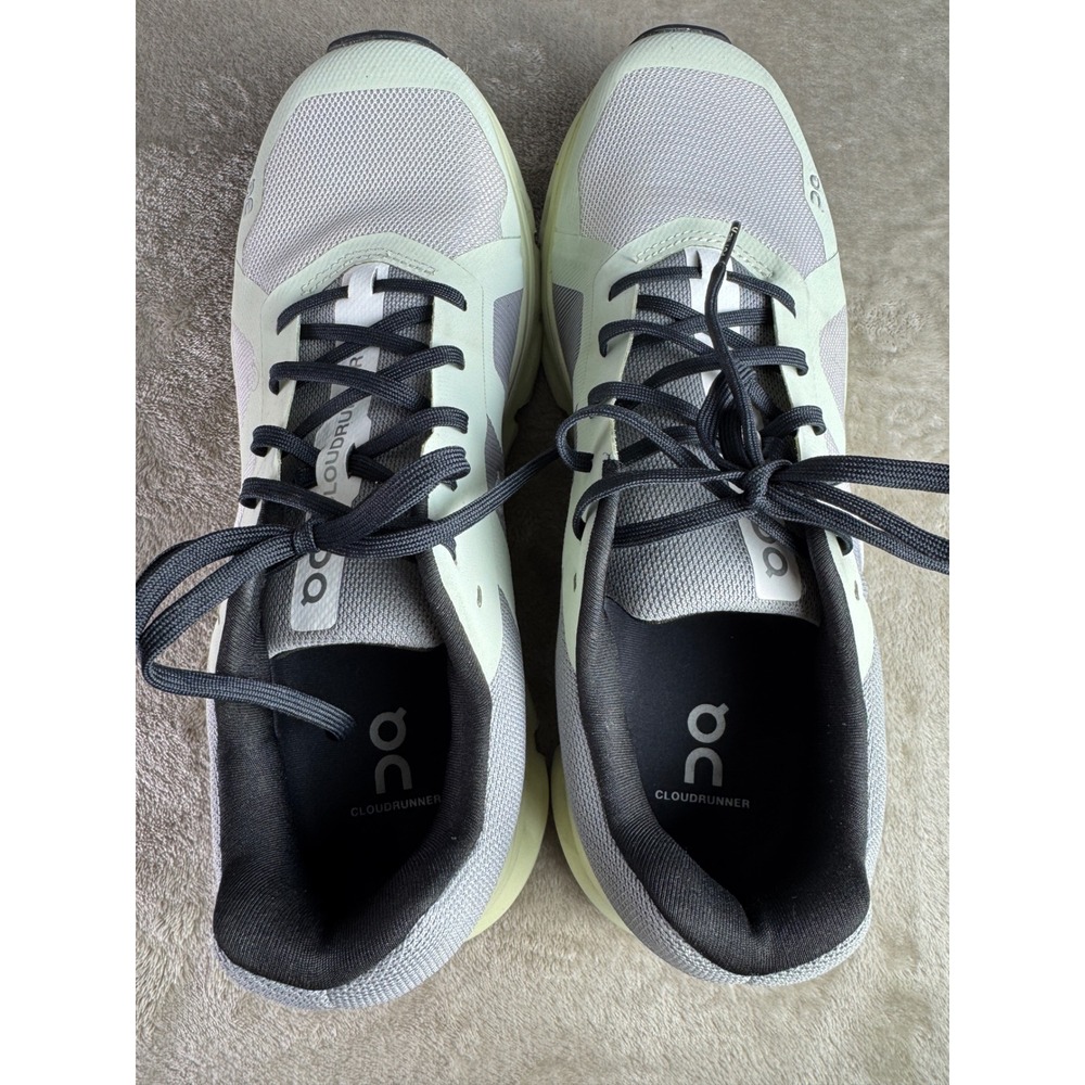 On Cloudrunner Women's Running Shoes Size 11 Fros… - image 6